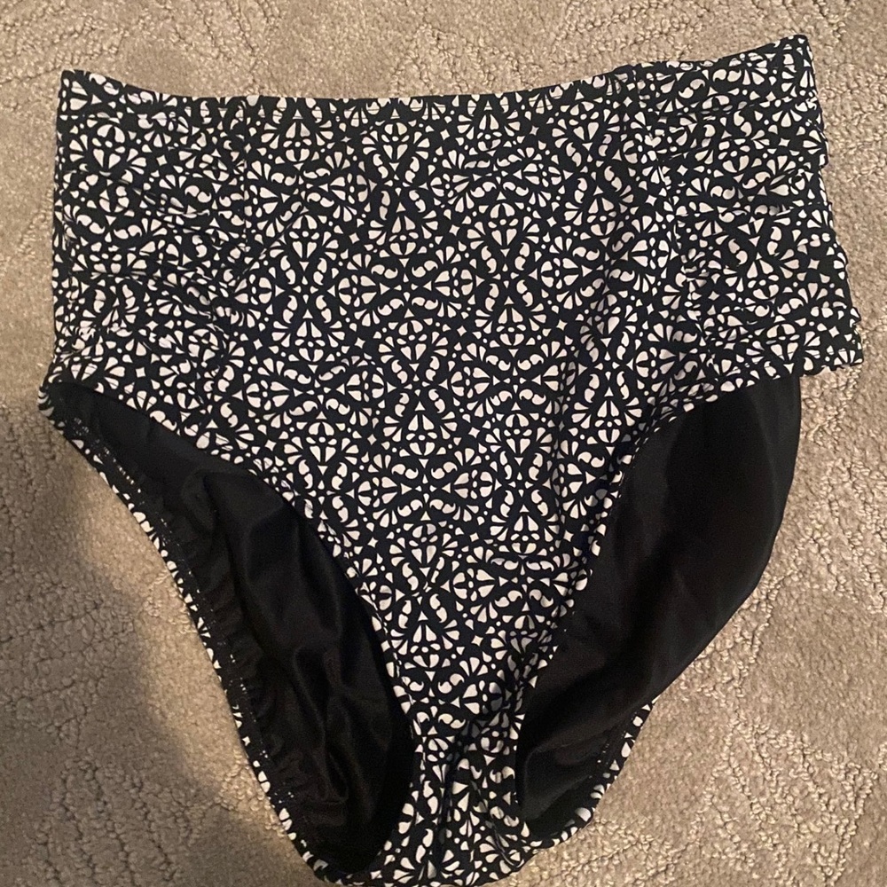 LL BEAN bikini bottoms